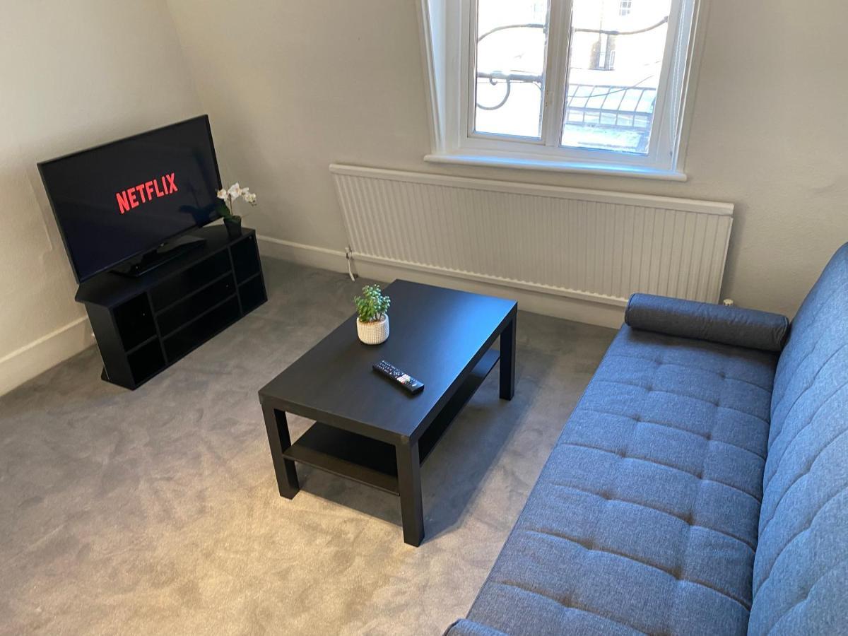 Modern 1 bedroom flat in Paddington London Eksteriør billede